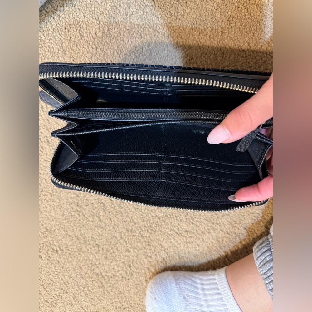 Coach Wallet - Picture 7 of 10